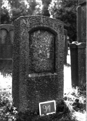 Grabstein 91 Texttafel fehlt: Grabstein 91