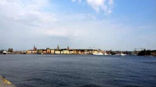 Stockholm: Stadtansicht mit Türmen auf Gamla Stan