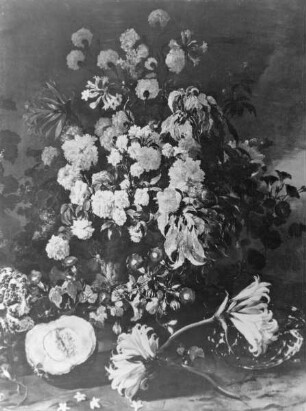 Stilleben mit Blumen und Früchten