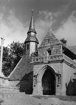Kirche, vielleicht bei Plévenon