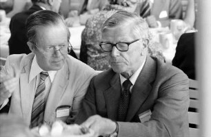 25. Jubiläumstagung 1975 Medizin; Bayrisches Frühstück: Thomas H. Weller, Sir Frank M. Burnet