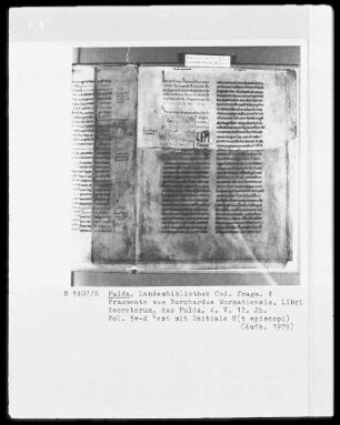 Burchardus Wormatiensis, Libri Decretorum — Initiale U (t episcopi), Folio 4 recto
