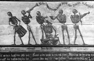Bleibach: Beinhauskapelle mit Totentanz; Titelbild (Musikanten)