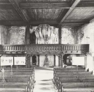 Jena-Krippendorf. Wallfahrtskirche Vierzehnheiligen (Baubeginn 1464). Inneres nach Westen