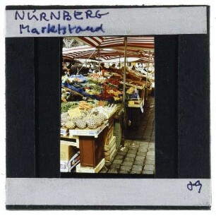 Nürnberg, Hauptmarkt : Markstand
