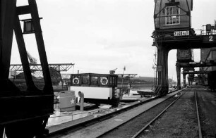 Modernisierung der technischen Anlagen im Mittelbecken des Karlsruher Rheinhafens.