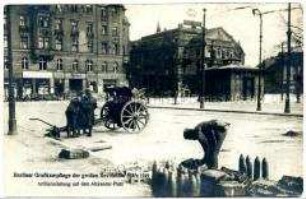 Artillerie auf dem Alexanderplatz während der Märzkämpfe