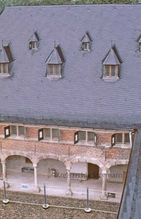 Schloß Reinbek: Blick von Turm zum Nordflügel