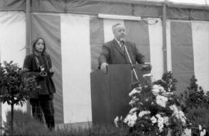Forchheim: Festzelt; Ansprachen: Minister Weiser