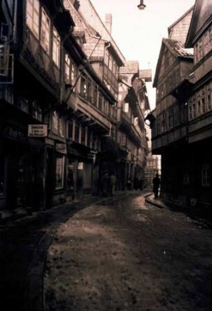 Braunschweig: Meinhardshof, enge Gasse