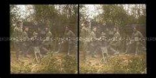 Soldaten am Geschütz im Wald von Malancourt