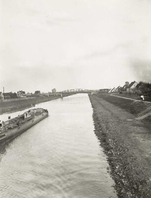 Haldensleben, Straßenbrücke über den Mittellandkanal