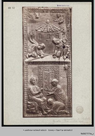 Tafel mit den drei Frauen am Grabe und den Symbolen der Evangelisten Lukas und Matthäus
