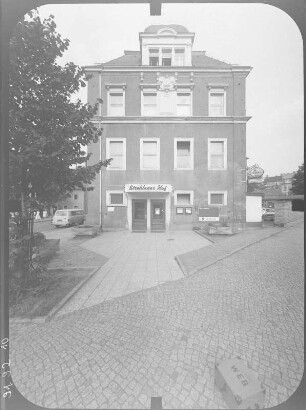 Dresden-Strehlen, Kreischaer Straße 2. Ehemaliges Königshof-Theater (Gasthaus "Strehlener Hof", 1888). Straßenfront von Südost