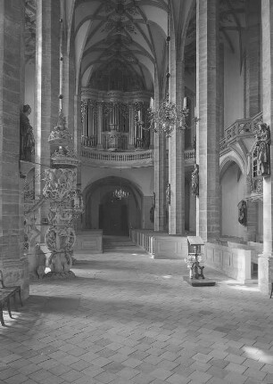 Freiberg. Dom, Inneres, Blick nach Westen zur Orgel