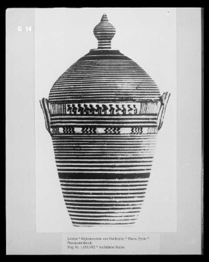 Protokorinthische Pyxis mit Deckel