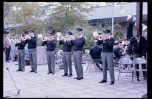 Fotografie: Eröffnung einer Burger King Filiale an der Truman Plaza in Berlin-Dahlem