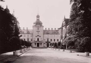 Bückeburg, Schloss : Bückeburg. Schloss. Haupteingangsfront