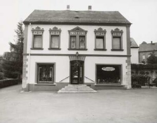 Wohn- und Geschäftshaus, Lauter (Sachsen)