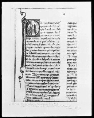 Liber officiorum episcopalium, Ms. 168, folio ?, Initiale P(rimum): Bischofsweihe