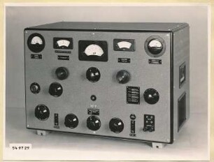 Überlagerungsmessempfänger HF 2841, vorn , Foto 1954