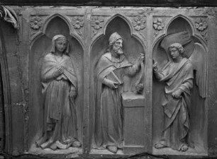 Mittleres Westportal — Nördliche Rahmung, 5. Zone: Verkündigung der Geburt des Johannes an Elisabeth und Zacharias