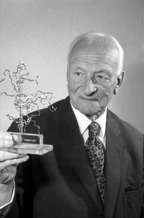 Freiburg: Wohnung; Hermann Linnemann; Portrait