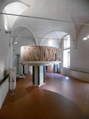 Prato: Dom
