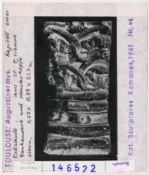 Toulouse: Augustinermuseum, Kapitell aus St. Etienne, Monsterköpfe