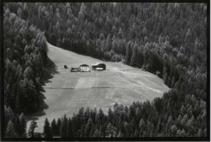 Einsamer Berghof im Rautal