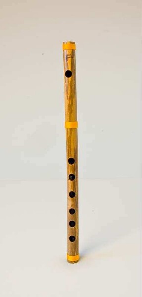 open transverse flute with finger holes