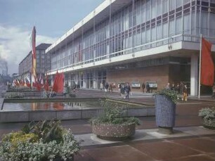 Dresden. Blick auf den Kulturpalast