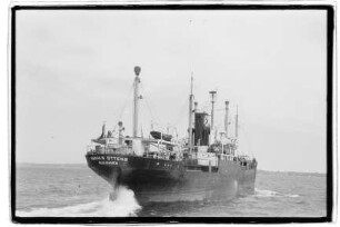 Harald Ottens (1919), E. Ottens, Cuxhaven