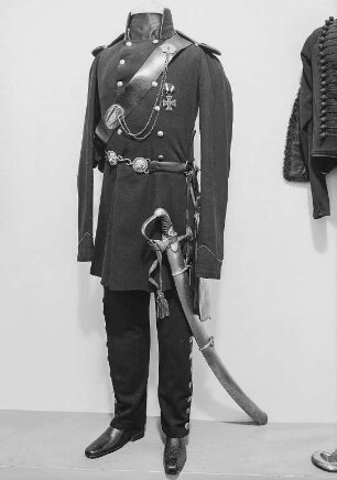 Uniform eines Lützower Jägers mit Eisernem Kreuz von 1813