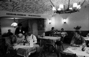 Freiburg i. Br.: Domhotel Geist, Restaurant - Schwemme