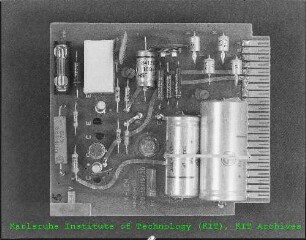 Platine eines Strahlablenkgerätes des Laboratoriums für Elektronik und Messtechnik (LEM)