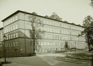 Realgymnasium & EOS "Karl Marx"