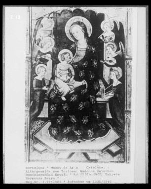 Altar aus Tortosa: Madonna mit dem Christuskind zwischen musizierenden Engeln