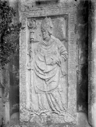 Grabstein des Probstes Sebastian Schnepf (gestorben 1524)