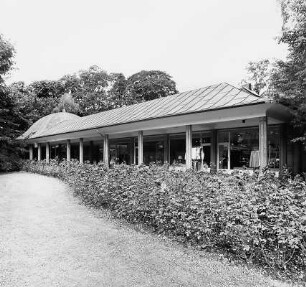 Ladenpavillons der Tennisanlage; Bad Nauheim, In den Kolonnaden 37, In den Kolonnaden 35, In den Kolonnaden 33, In den Kolonnaden 29, In den Kolonnaden 27, In den Kolonnaden 25, In den Kolonnaden 23, In den Kolonnaden 21, In den Kolonnaden 19