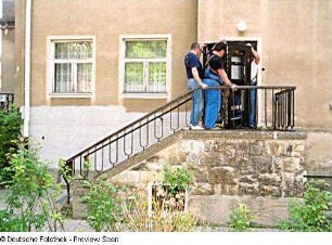 Hardware-Transport beim Umzug in die Zentralbibliothek Zellescher Weg 18