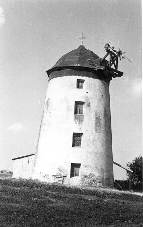 Thümmlitzwalde-Nauberg. Turmholländer