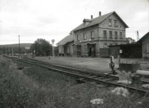 Walthersdorf (Kreis Annaberg). Bahnhof. Empfangsgebäude (1886/1900)