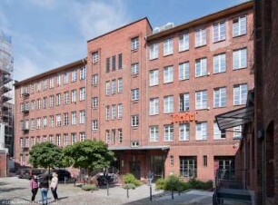 Wohnhaus & Lagergebäude & Fabrik; Berlin, Friedrichshain-Kreuzberg