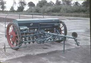 "Saxonia" Schlepperdrillmaschine 2,5 m; Typ A 561