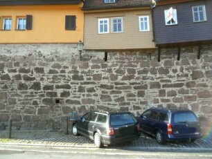 Stadtbefestigung-Stadtmauer der Hinterstadt-im 19 Jh nach Abtragung des Wehrgangs aufgebaute Häuser von Neckarseite gesehen