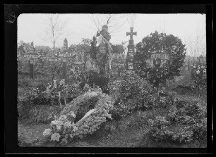 Grab von Leutnant Friedrich Bomhard (gest. 21.11.1915) in Billy-Montigny (Dep. Pas-de-Calais, Frankreich)