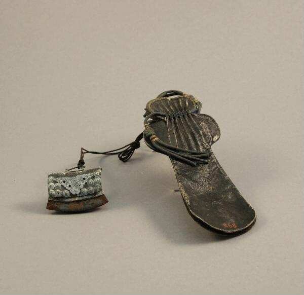 Tobacco pouch