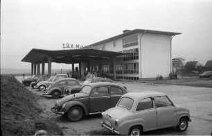 Eröffnung der "Dienststelle Karlsruhe des Technischen Überwachungsvereins Mannheim" am Eichelbergweg in Grünwinkel.