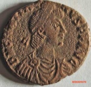 Römische Münze, Nominal Maiorina, Prägeherr Gratian, Prägeort Rom, Original